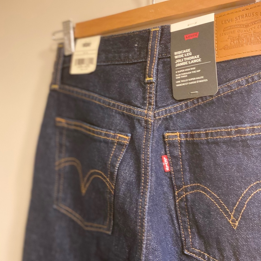 Levi's Women's Dark Blue Ribcage Wide